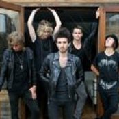 Amy Meredith - List pictures