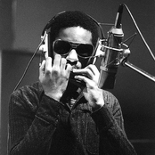 Stevie Wonder - List pictures