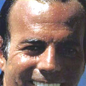 Julio Iglesias - List pictures