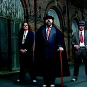 Satchel - List pictures