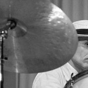 Paul Motian - List pictures