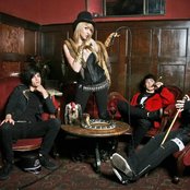 Picture Me Broken - List pictures