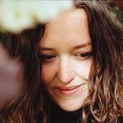 Kathryn Williams - List pictures