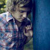 Andrew Belle - List pictures