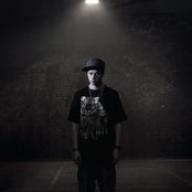 Rustie - List pictures