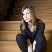 Juliana Hatfield - List pictures