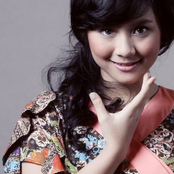 Gita Gutawa - List pictures