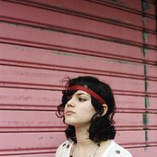 Soko - List pictures