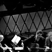 Blow Up Hollywood - List pictures