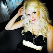 Amanda Jenssen - List pictures