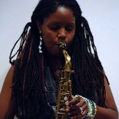 Matana Roberts - List pictures