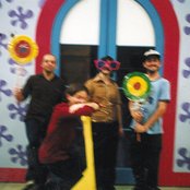 Augie March - List pictures