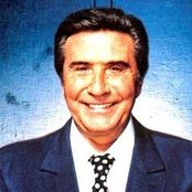 Gilbert Becaud - List pictures