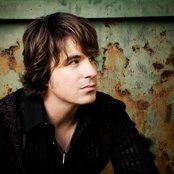 Jimmy Wayne - List pictures