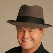 Micky Dolenz - List pictures