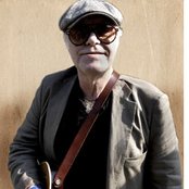 Kim Larsen - List pictures