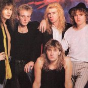 Def Leppard - List pictures
