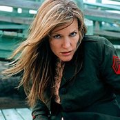 Cerys Matthews - List pictures