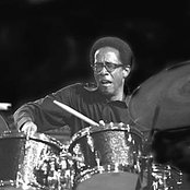 Brian Blade - List pictures
