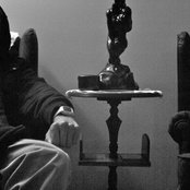 Lewis - List pictures