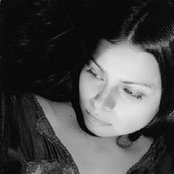 Hope Sandoval - List pictures