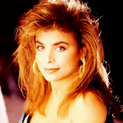 Paula Abdul - List pictures