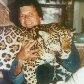 Dick Dale - List pictures