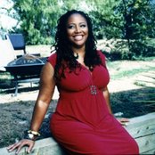 Lalah Hathaway - List pictures