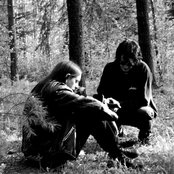 Dark Throne - List pictures