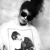 Kirsty Maccoll - List pictures