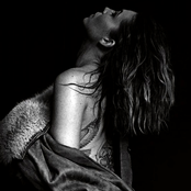 Skylar Grey - List pictures