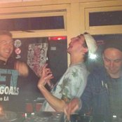 Gnarwolves - List pictures