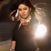 Sunidhi Chauhan - List pictures