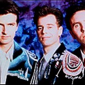 Crowded House - List pictures