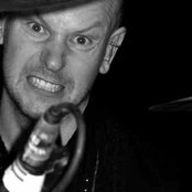 Philip Selway - List pictures