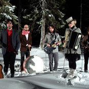 Shout Out Louds - List pictures