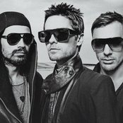 Thirty Seconds To Mars - List pictures