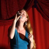 Layla Zoe - List pictures