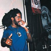 Abstract Rude - List pictures