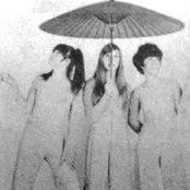 The Shangri-las - List pictures