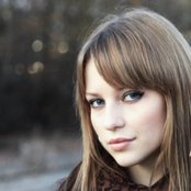 Maja Keuc - List pictures