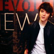 Madeon - List pictures