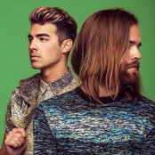 Dnce - List pictures
