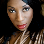 Heather Small - List pictures