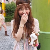 8utterfly - List pictures