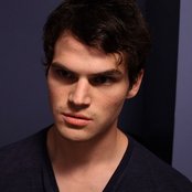 Julian Smith - List pictures