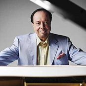 Sergio Mendes & Brasil 66 - List pictures