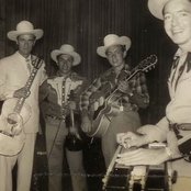 Ernest Tubb - List pictures