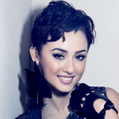 Krys Ivory - List pictures