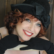 Cheryl Bentyne - List pictures